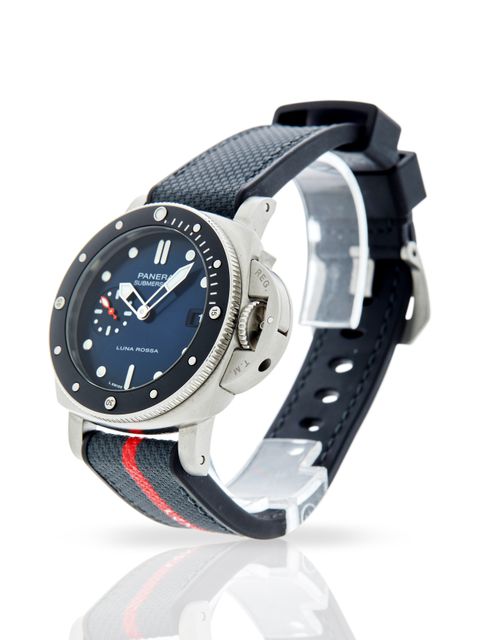 Panerai Submersible PAM01565 Image 2